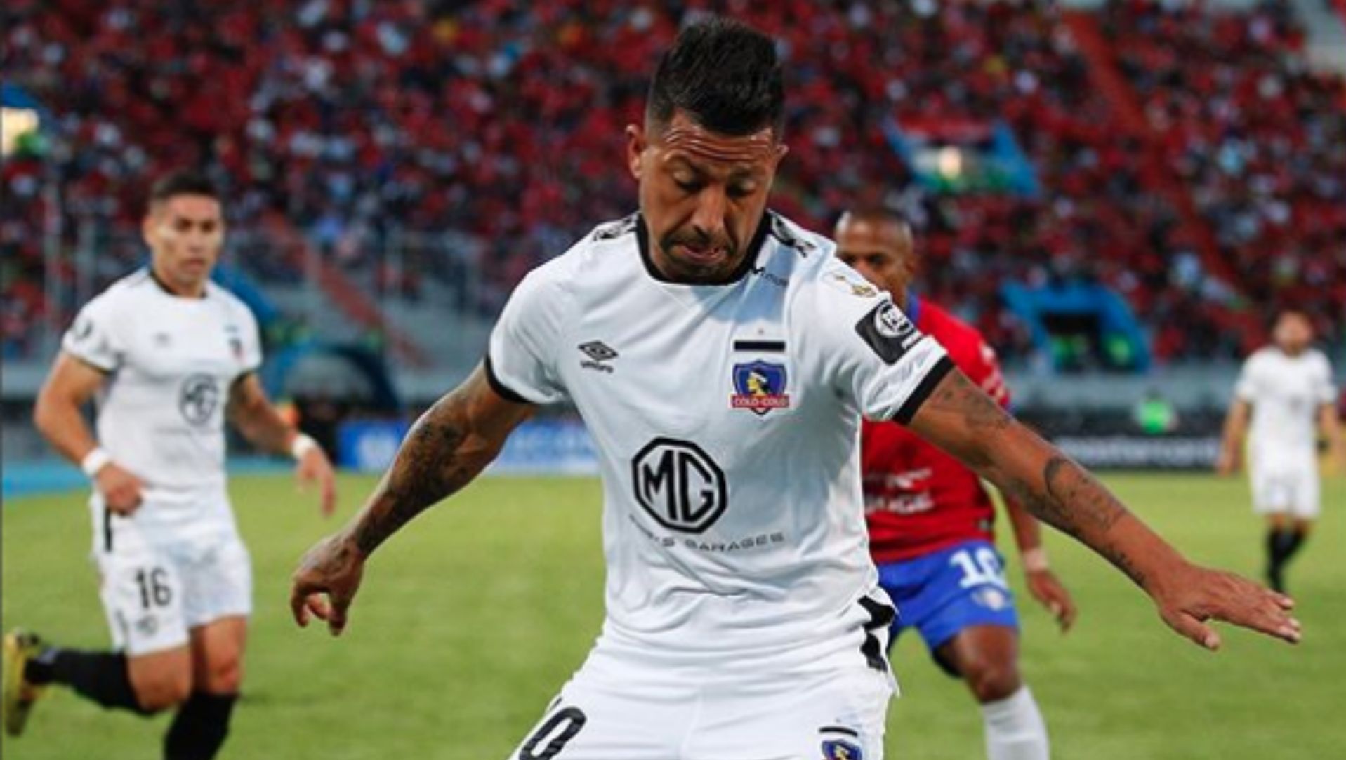 040320 Leo Valencia Jorge Wilstermann Colo Colo