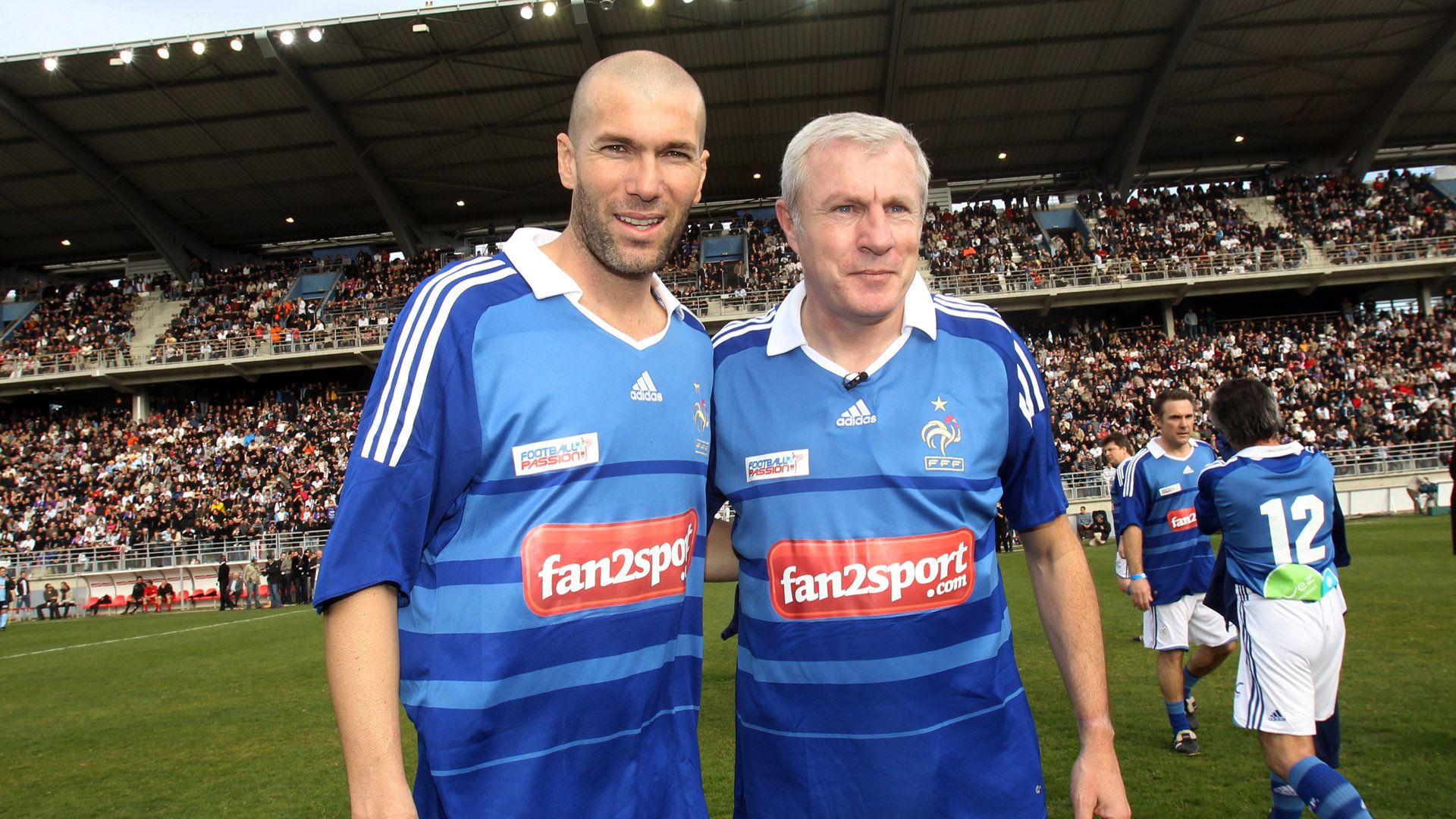 Zinedine Zidane poses in Cannes