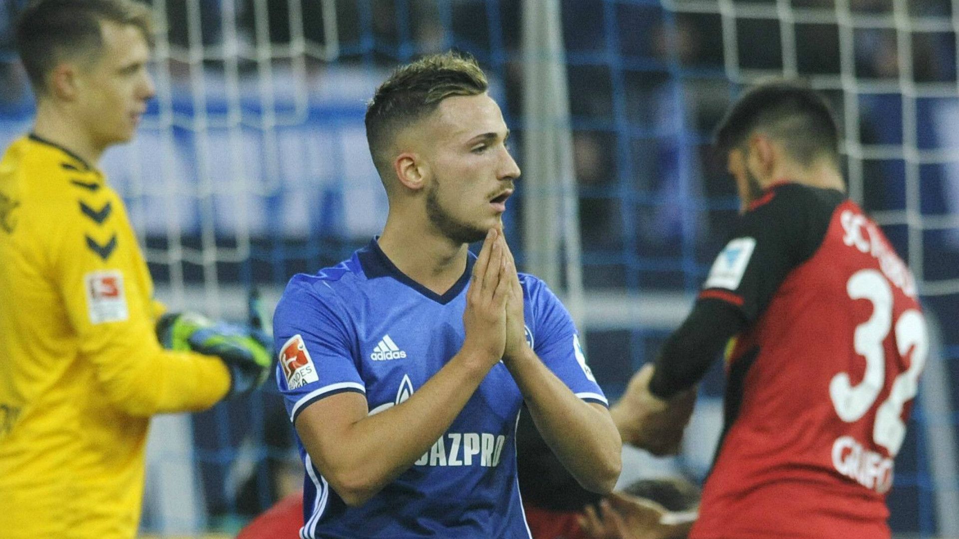 Donis Avdijaj FC Schalke 04 SC Freiburg 1712016