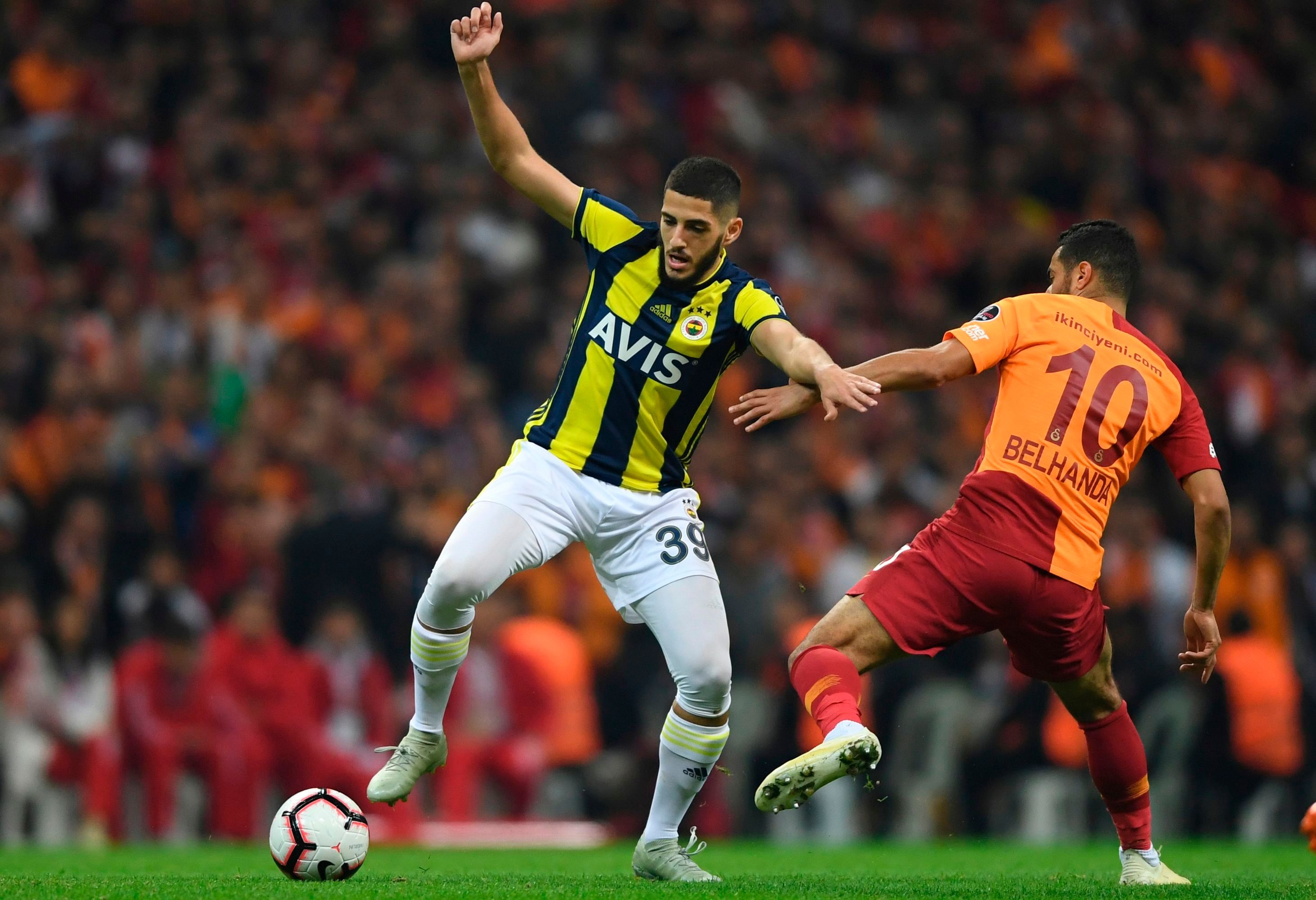 Yassine Benzia Younes Belhanda Galatasaray Fenerbahce Turkish Super League 11/02/18
