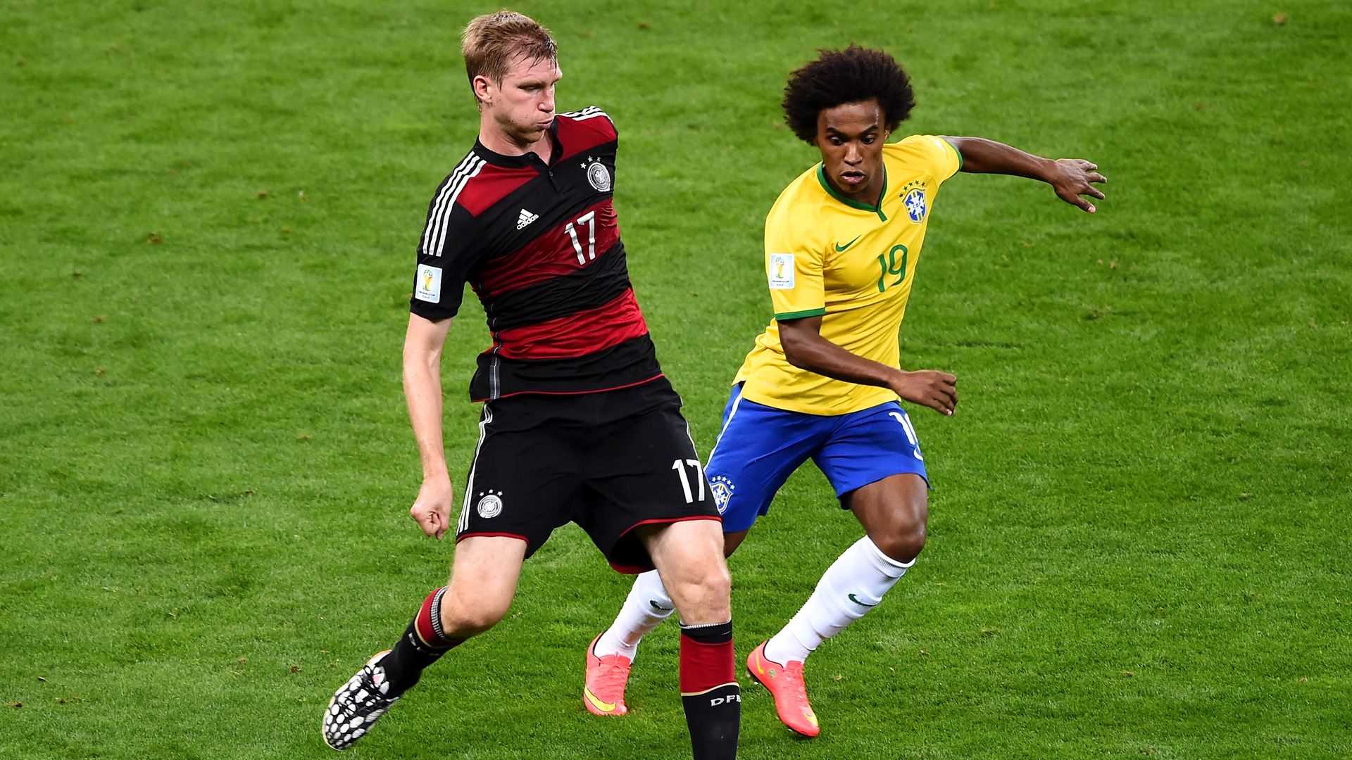 Per Mertesacker Germany Willian Brazil World Cup 2014