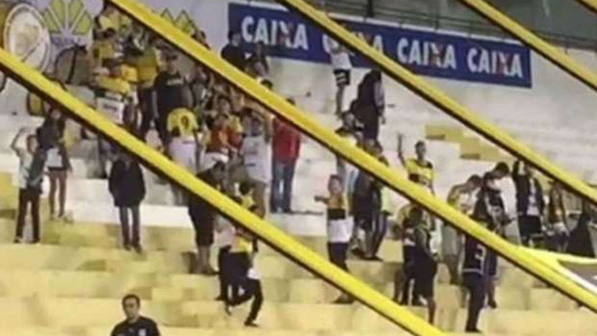 torcida-criciuma_1tpxnj6prx5241pm12jp2b8qjb.jpg