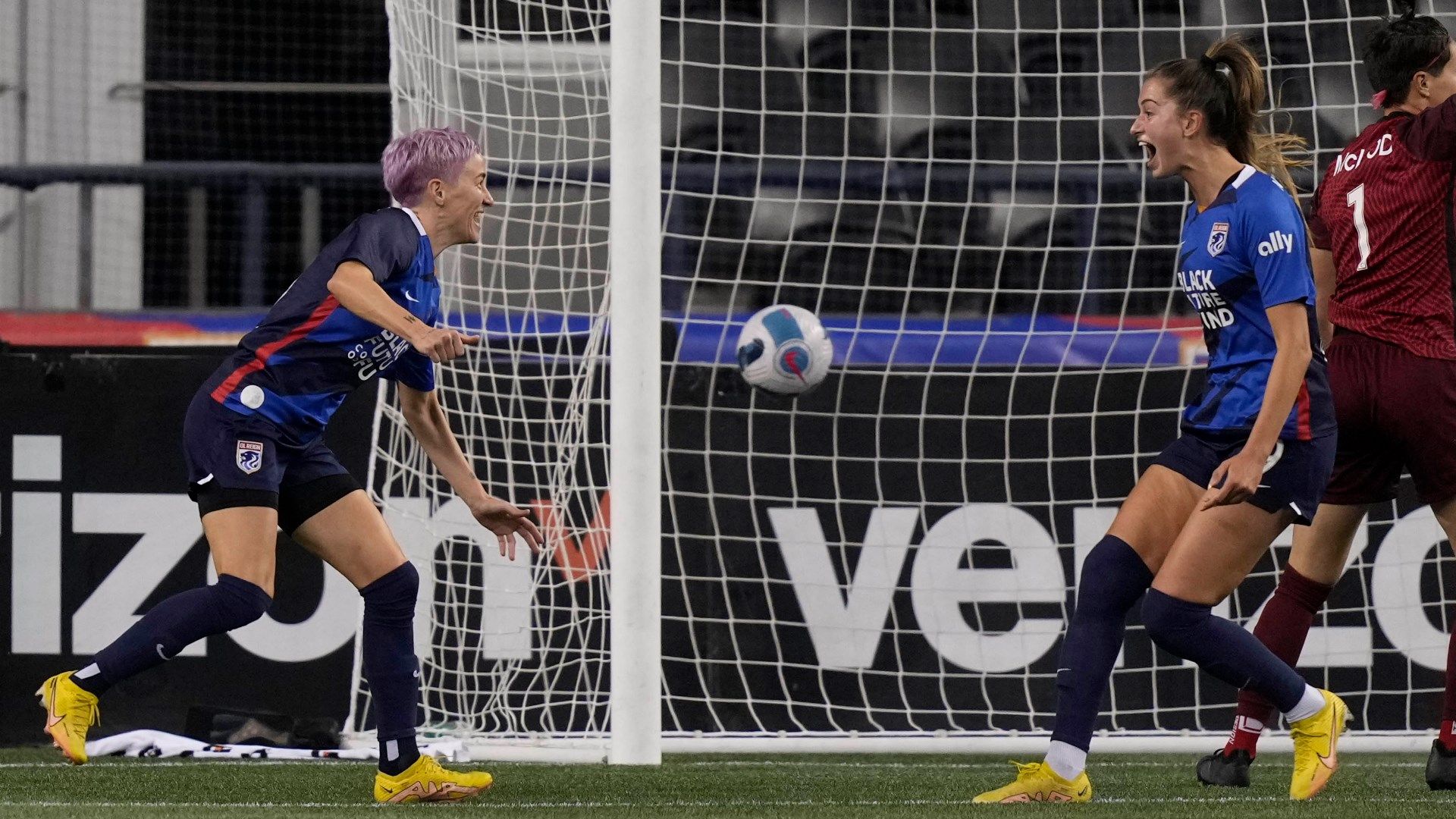 Megan Rapinoe Jordyn Huitema Reign 2022