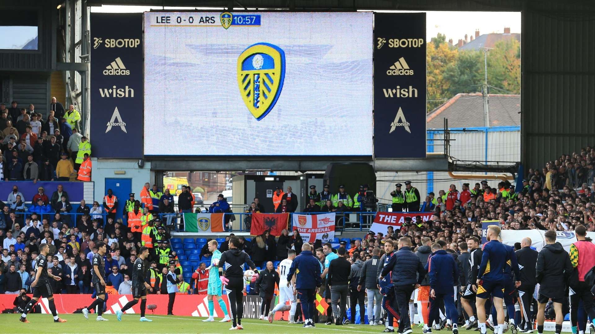 Leeds Arsenal suspended Premier League 2022-23