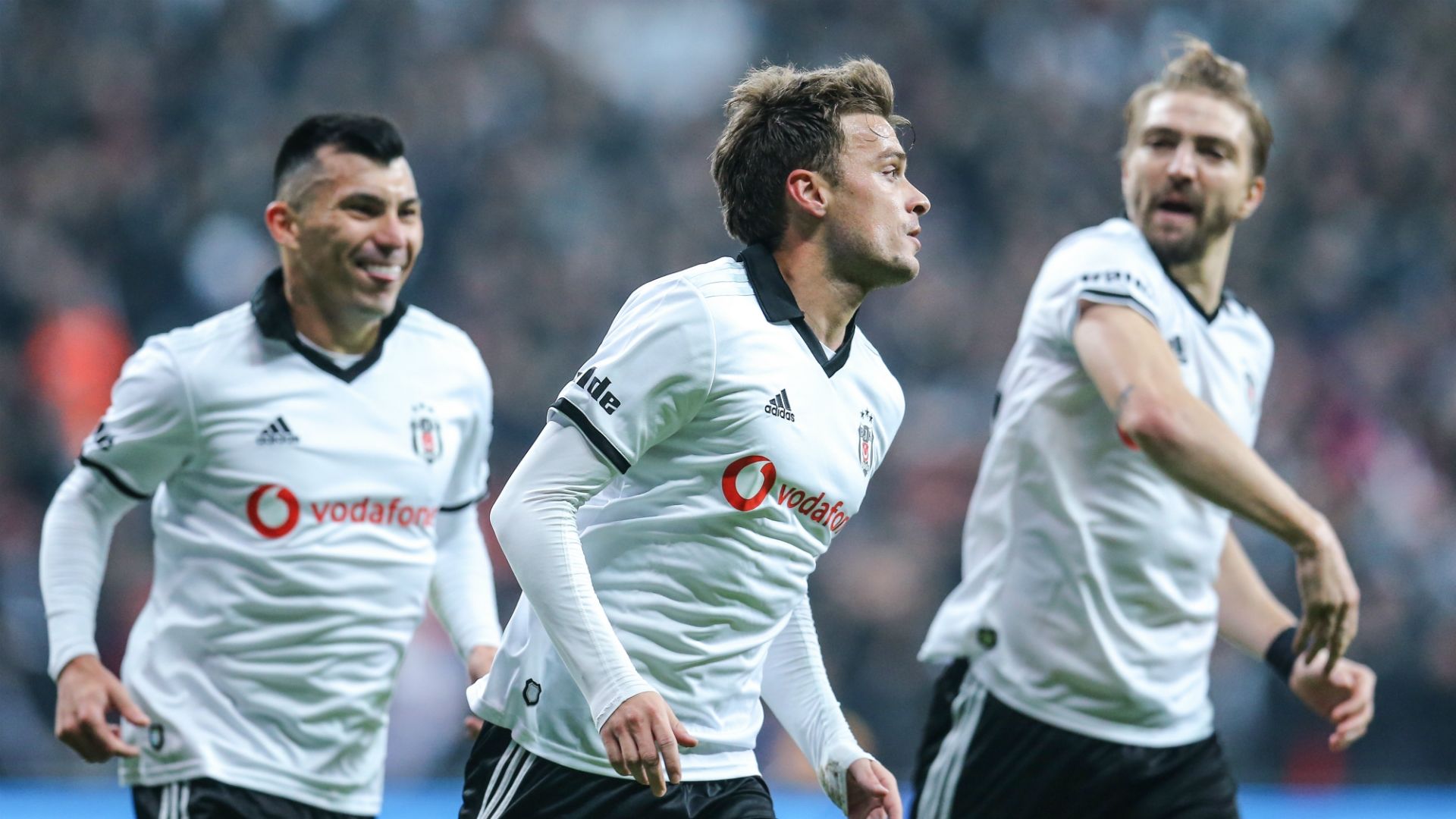 Adem Ljajic Besiktas goal celebration vs Galatasaray 12022018