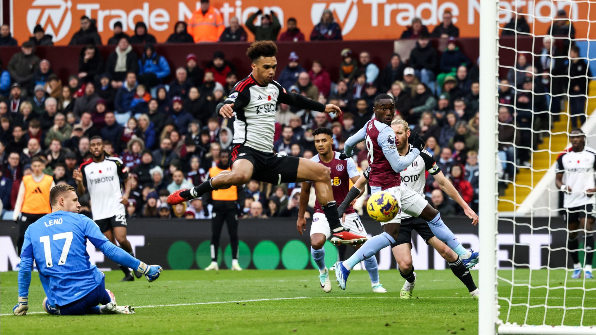 Antonee Robinson Fulham Aston Villa 2023-24