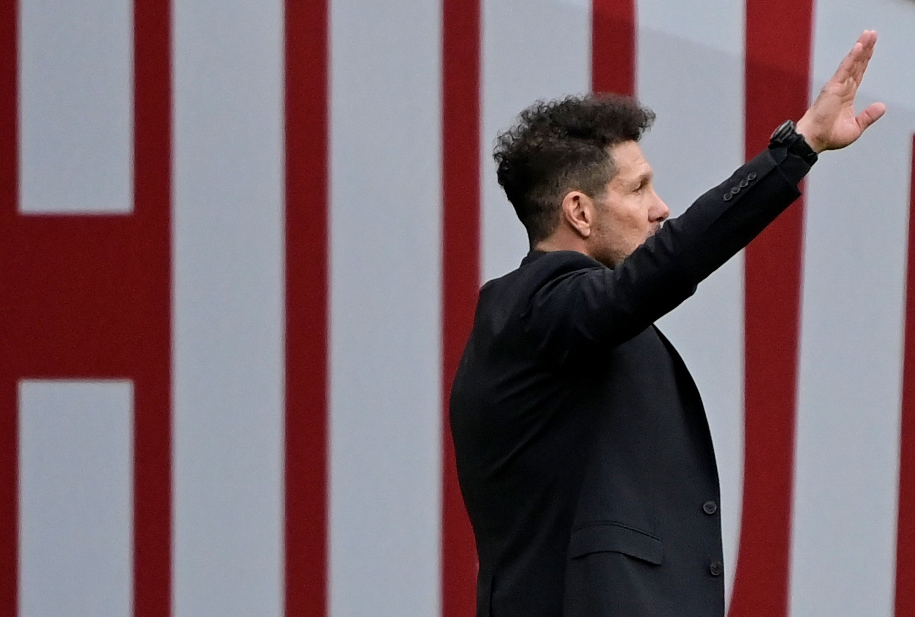 سيميوني يقع في فخ المباريات المؤجلة