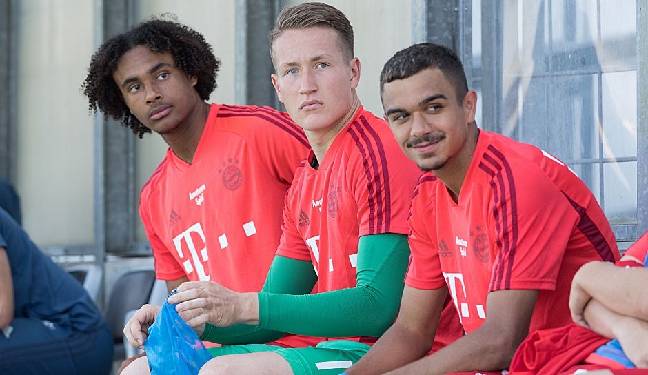 ONLY GERMANY Joshua Zirkzee Ron-Thorben Hoffmann Oliver Batista-Meier