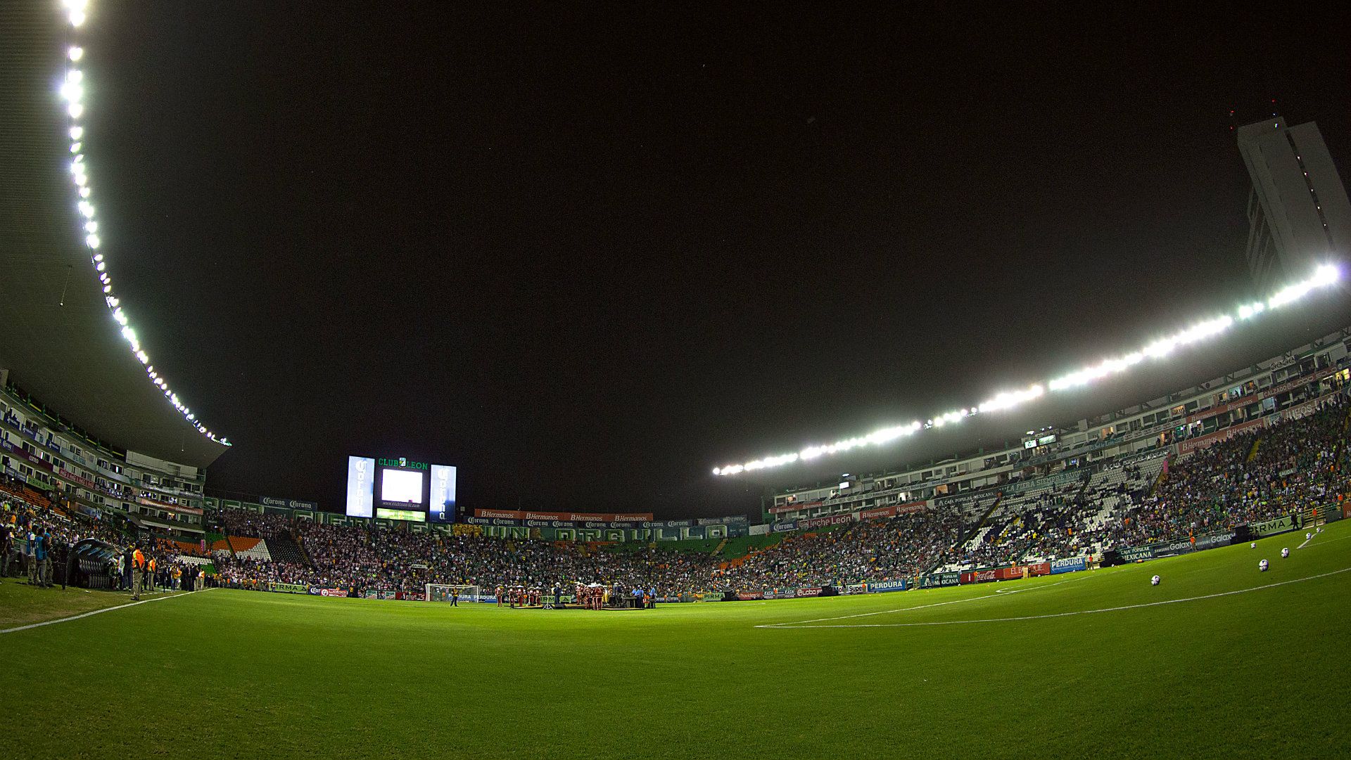 Estadio León 190116 Liga MX
