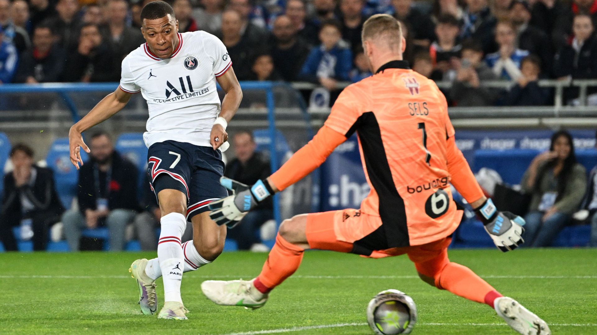 Kylian Mbappe Strasbourg PSG Ligue 1 29042022