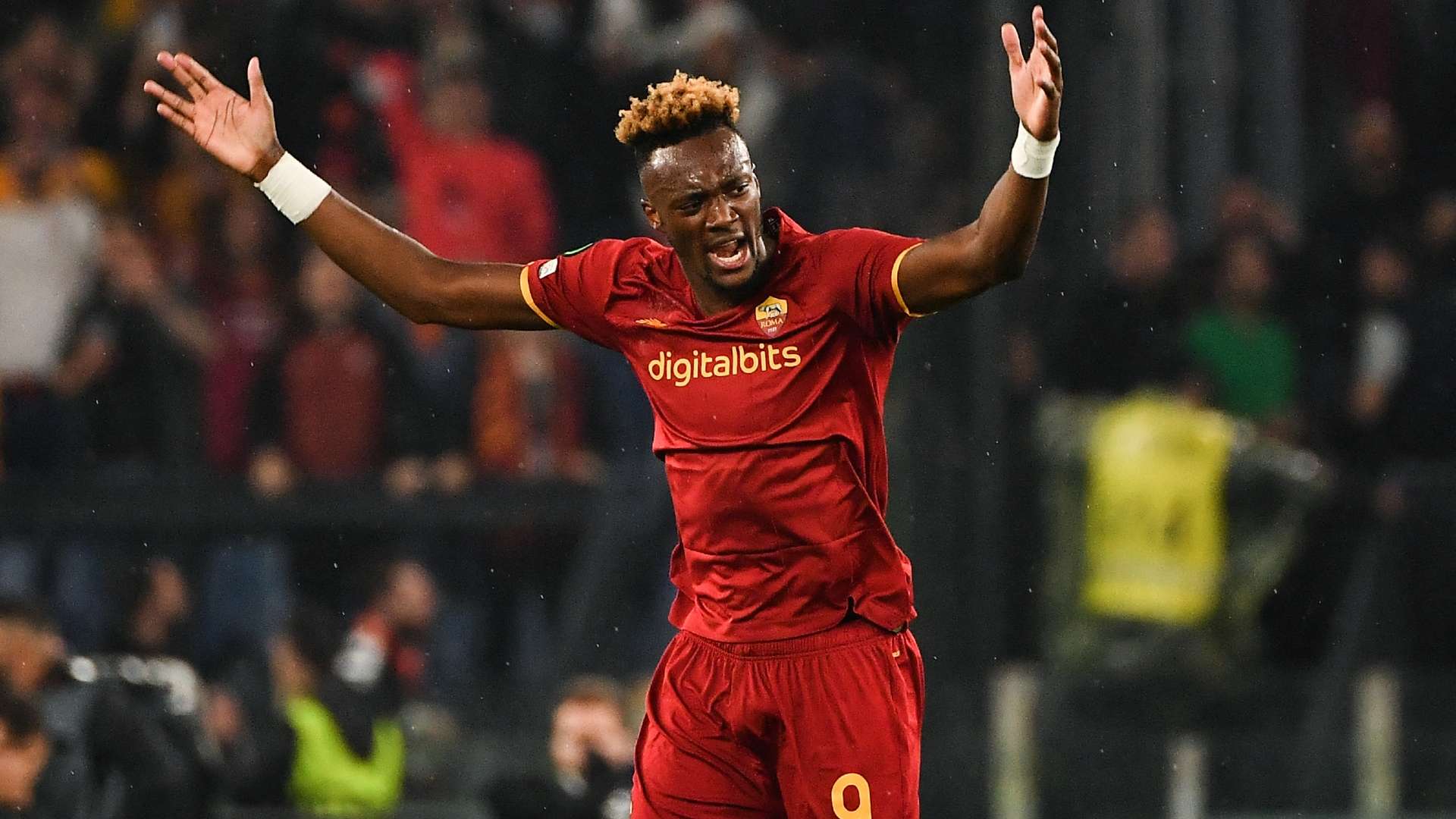 Tammy Abraham Roma Leicester Conference League 2021-22