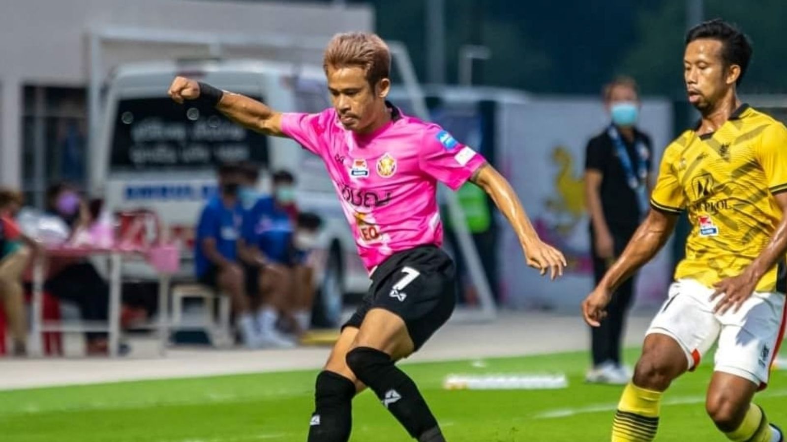 เลอสันต์ เทียมราช