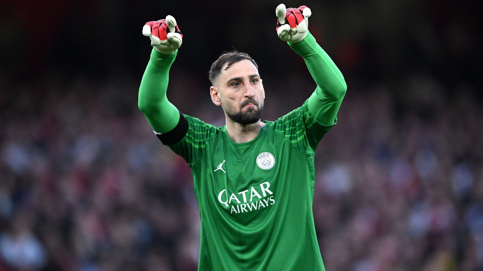 Gianluigi Donnarumma of Paris Saint-Germain celebrates 