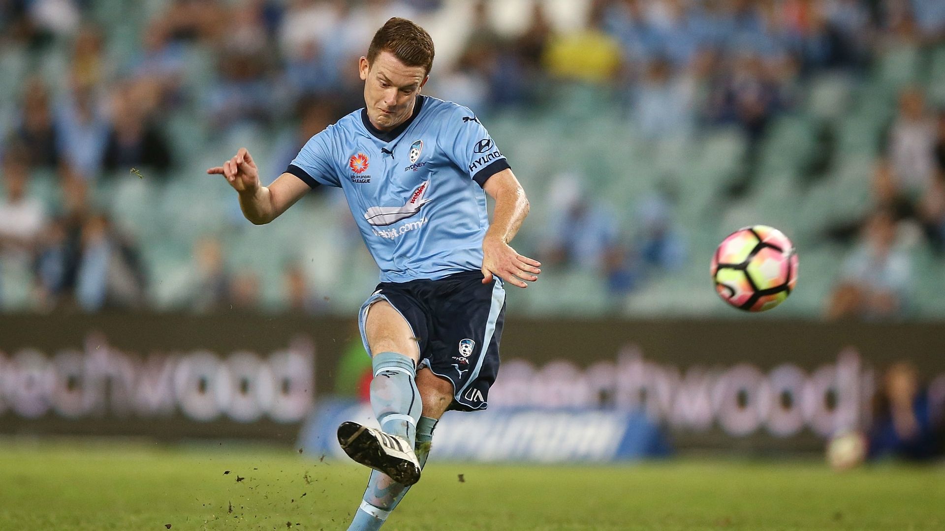 Brandon O'Neill Sydney FC v Central Coast Mariners A-League 10032017