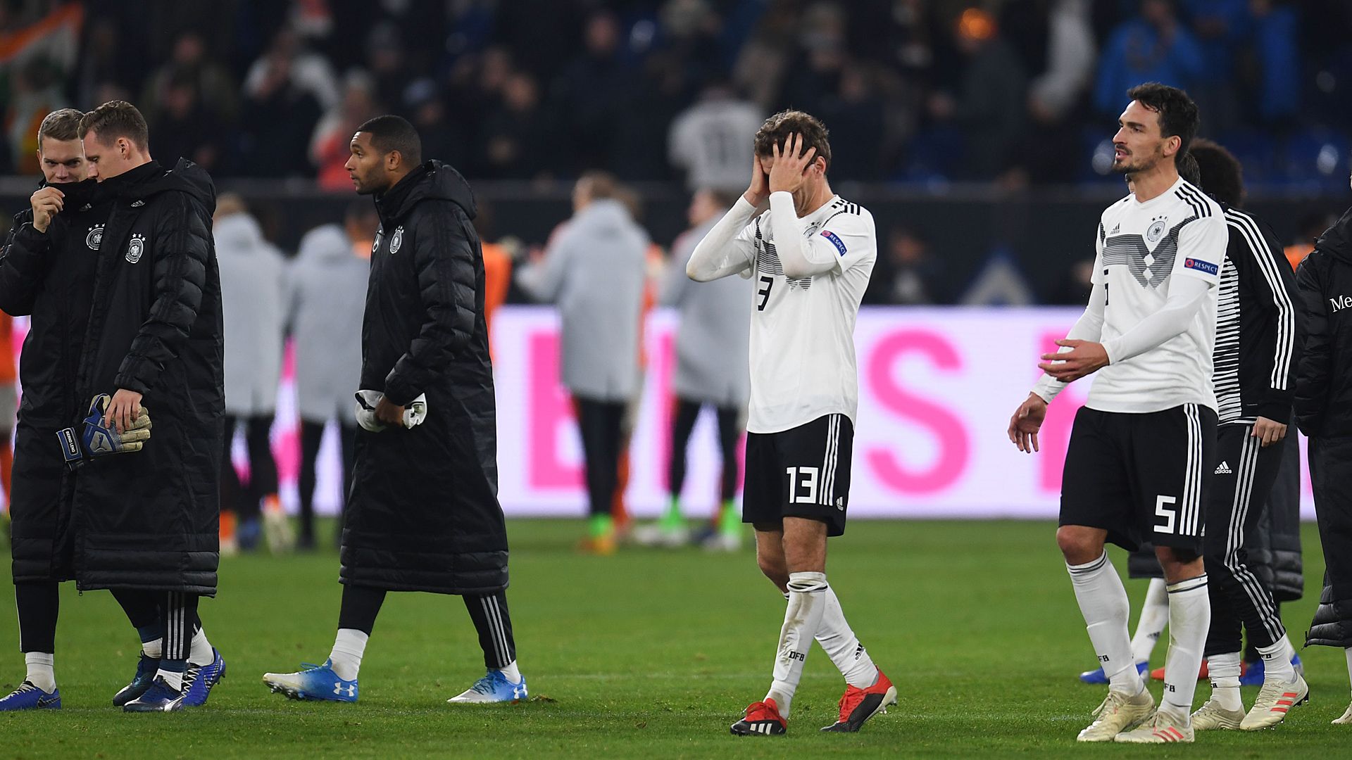 Thomas Müller Mats Hummels Germany Netherlands