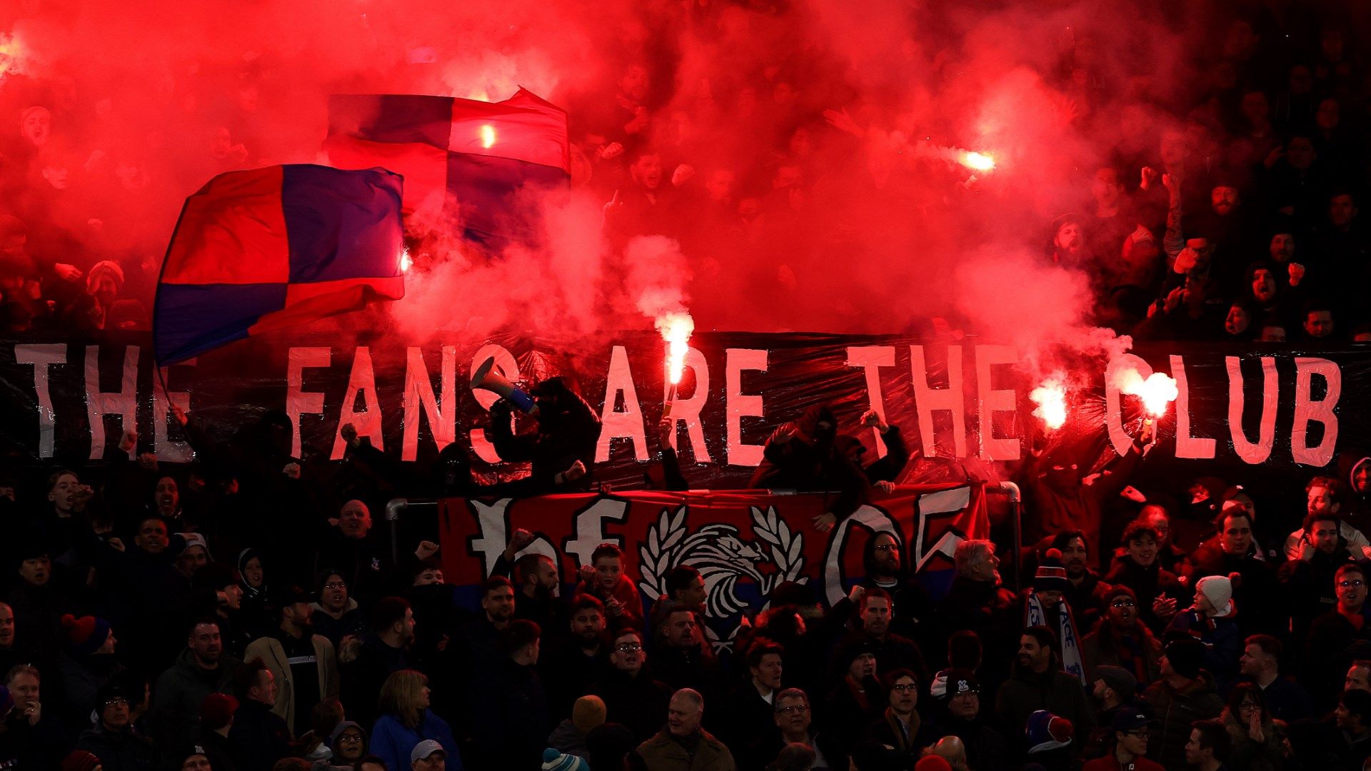 Crystal Palace protest against their club ownership