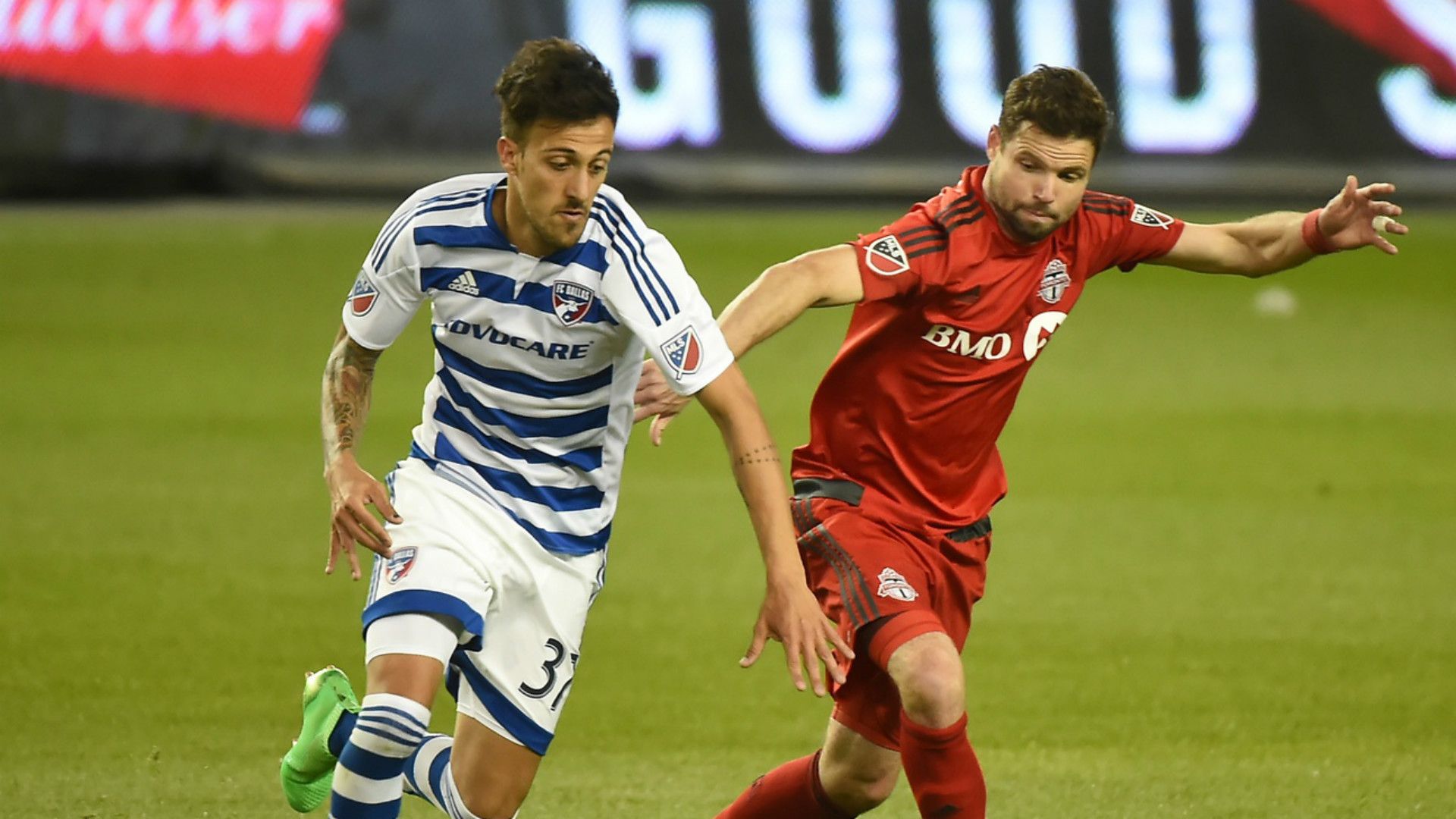 Drew Moor Maxi Urruti MLS 05072017