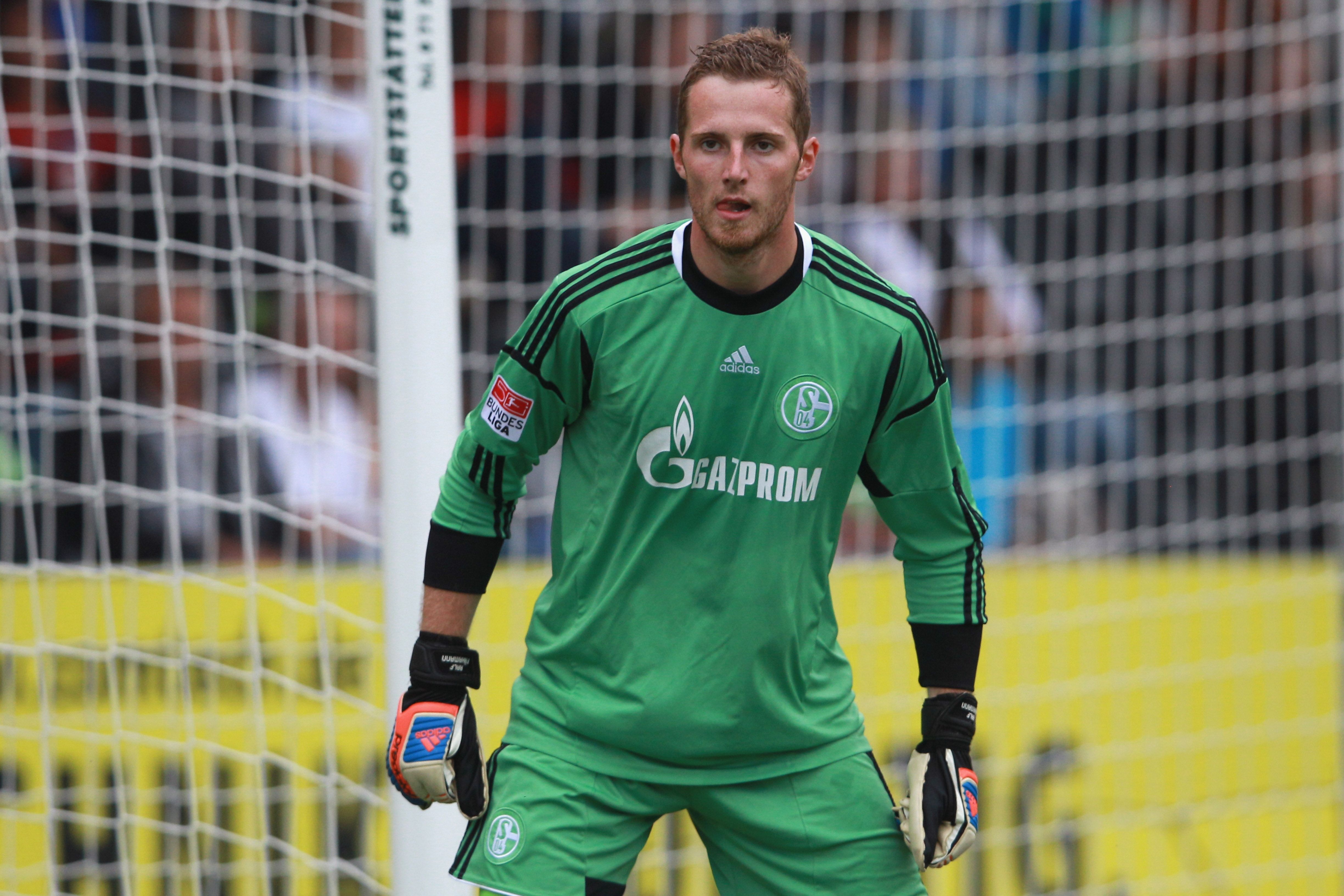Schalke goalkeeper Ralf Fahrmann