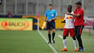 ONLY GERMANY // Peter Zeidler Naby Keita