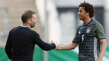 Etienne Amenyido Borussia Dortmund, BVB U19