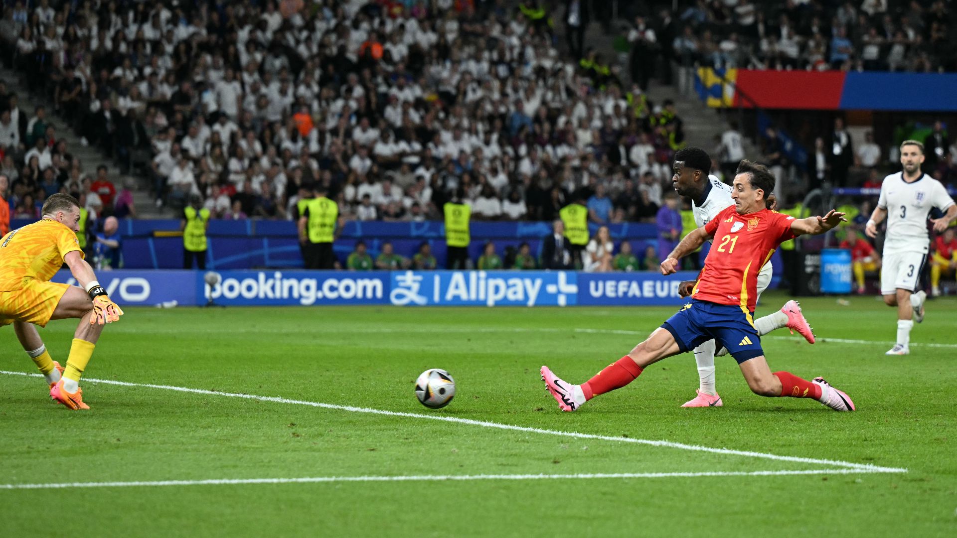 Oyarzabal Spain England