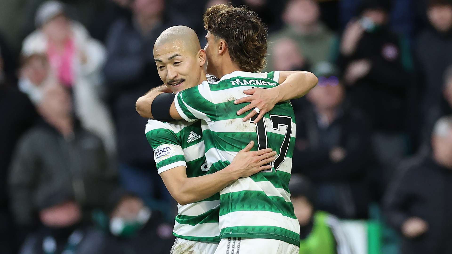 Daizen Maeda Jota Celtic celebrating 2022-23