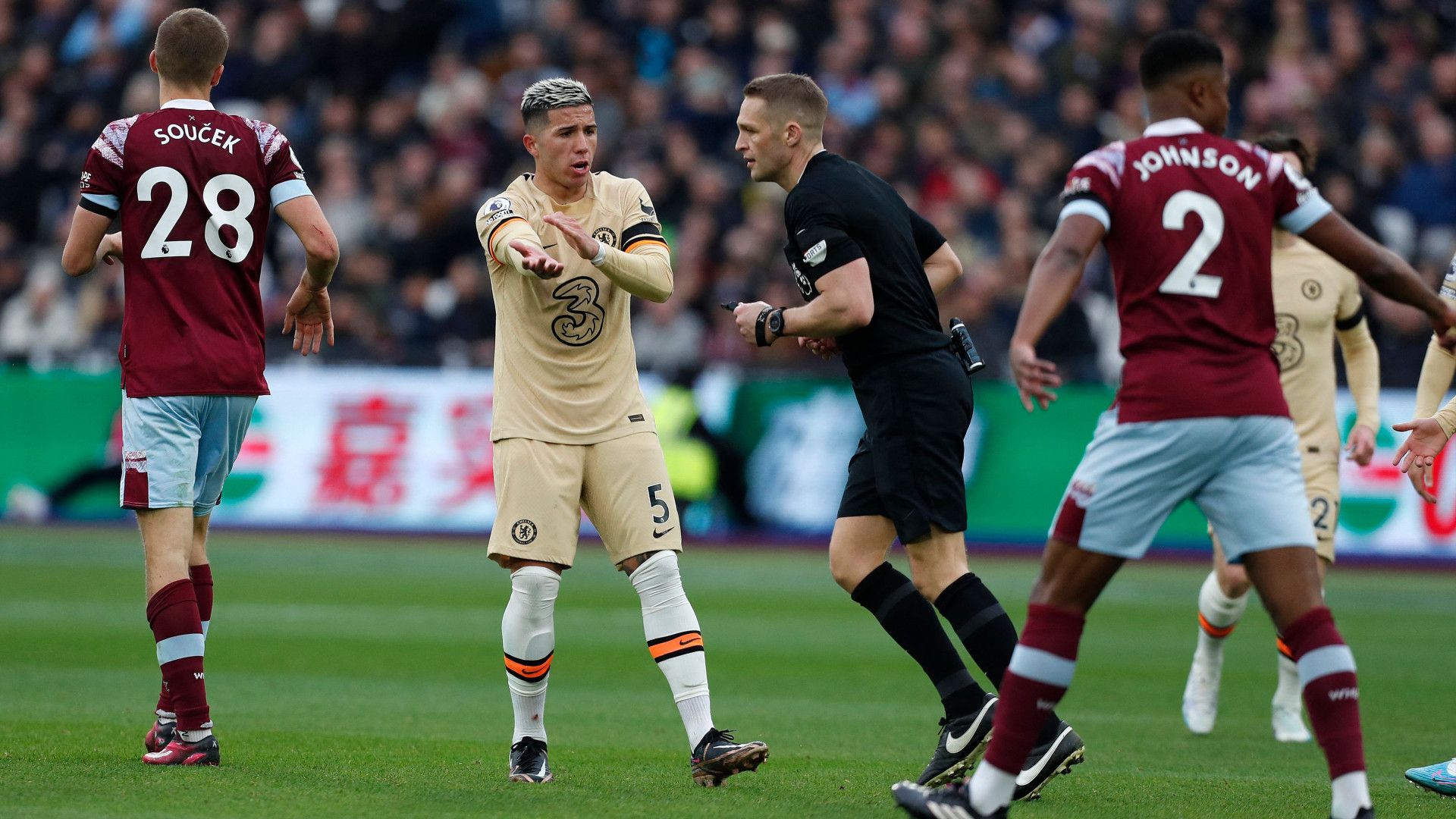 Enzo Fernandez 2022-23