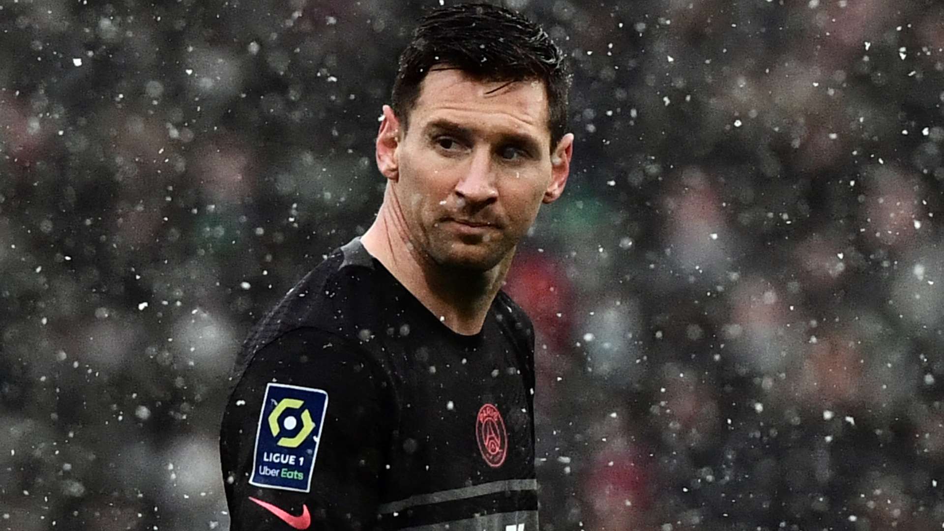 Lionel Messi PSG snow