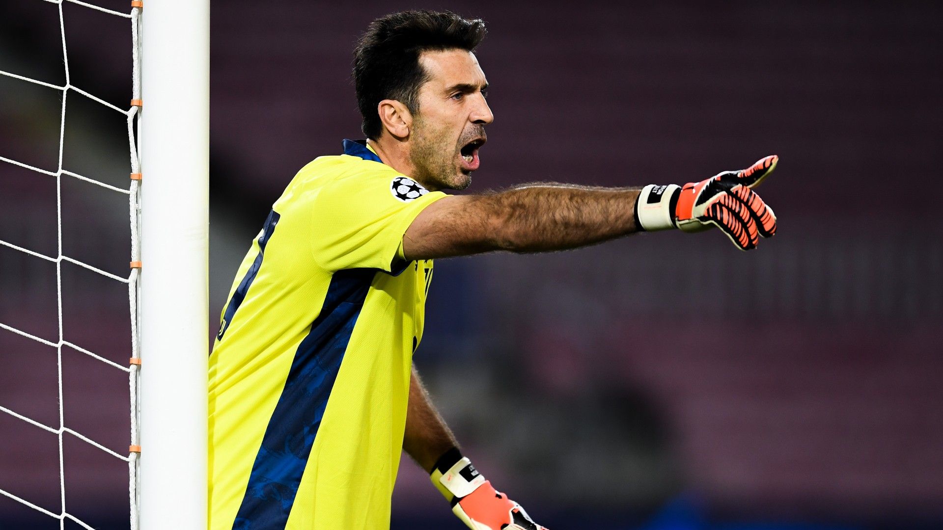 Gianluigi Buffon - Barcelona Juventus - Champions League 2020/21