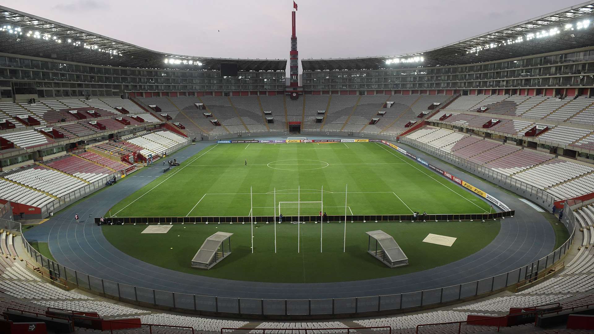 Estádio Nacional de Lima, Peru