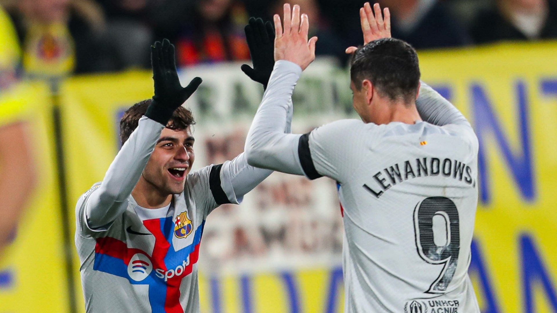 GER ONLY Pedri Lewandowski