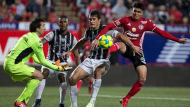 Joe Corona Club Tijuana Marcelo Alberto Necaxa