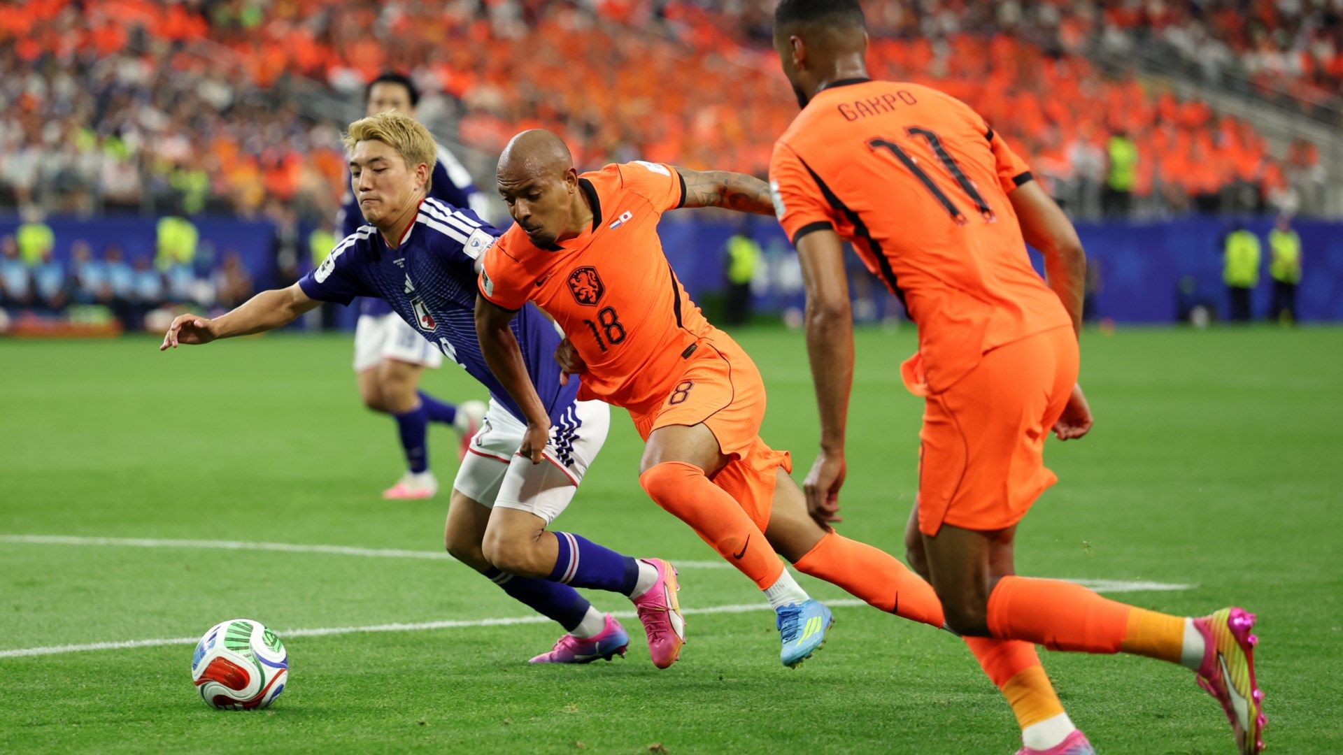 Donyell Malen Netherlands Japan