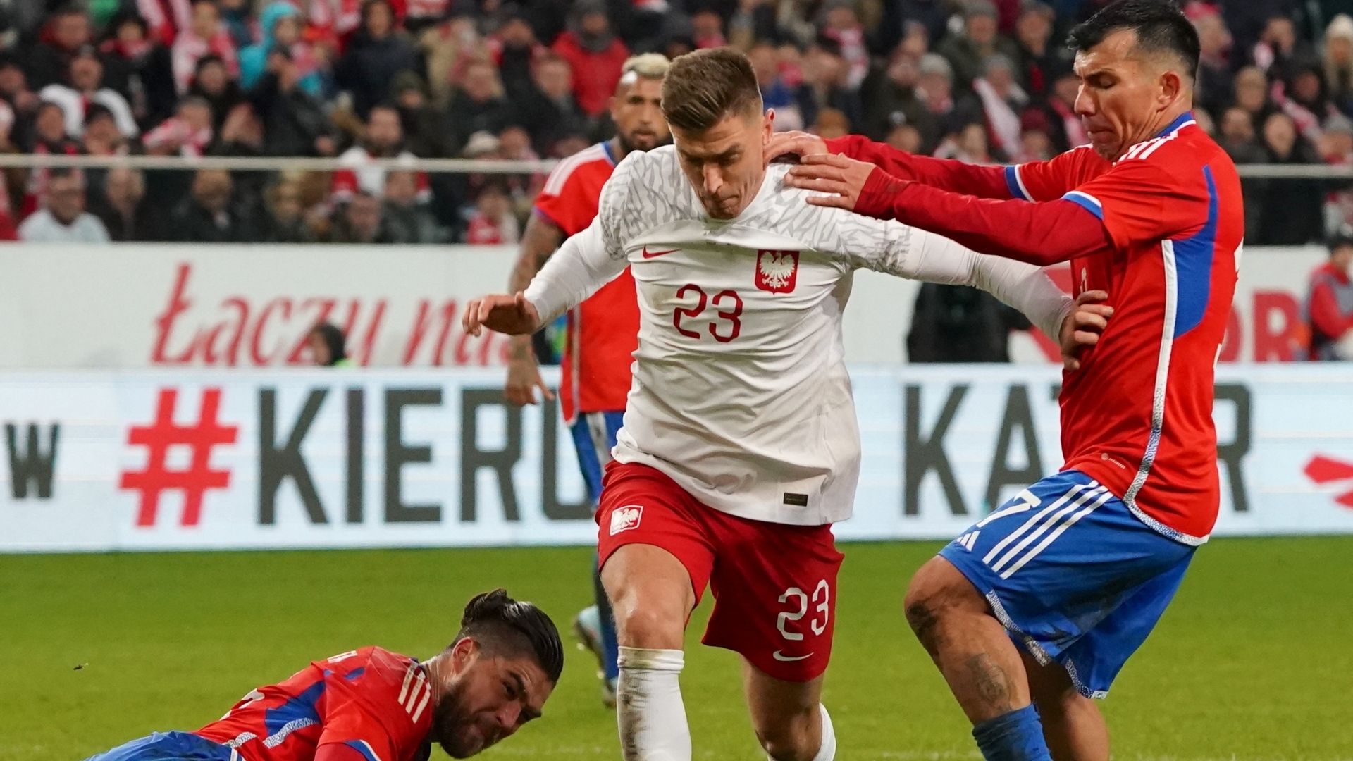 161122 Polonia Chile Gary Medel Sierralta Arturo Vidal Piatek