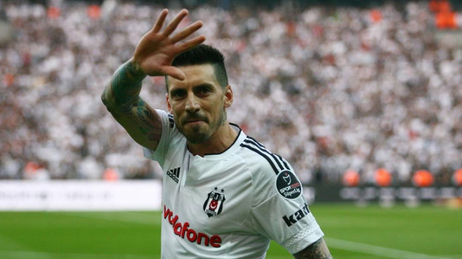 Jose Sosa Besiktas