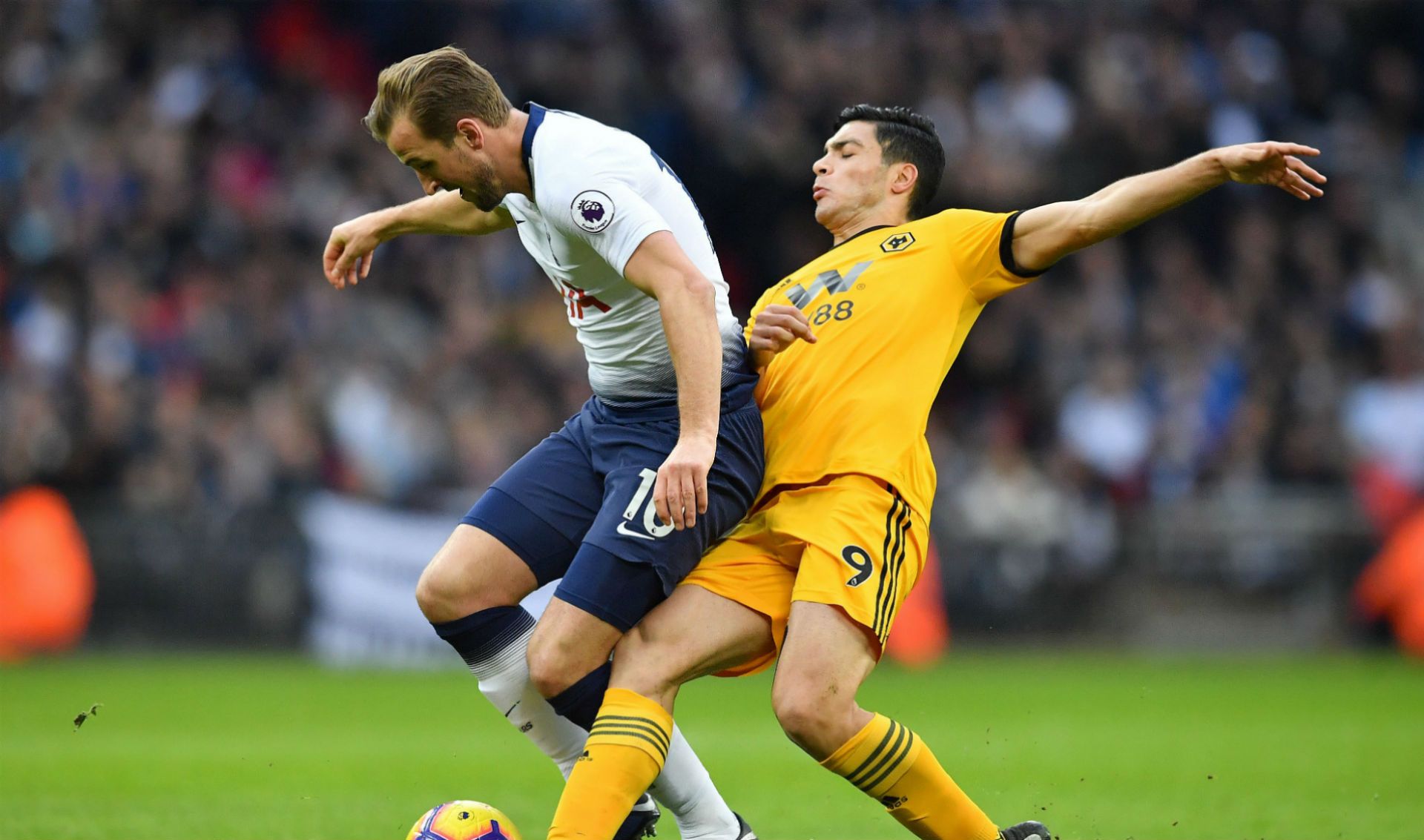 Raúl Jiménez Harry Kane Tottenham Wolves
