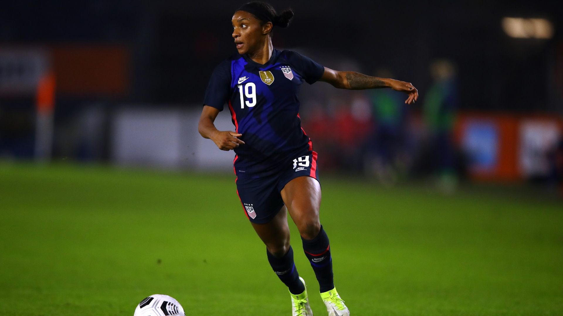 Crystal Dunn USWNT