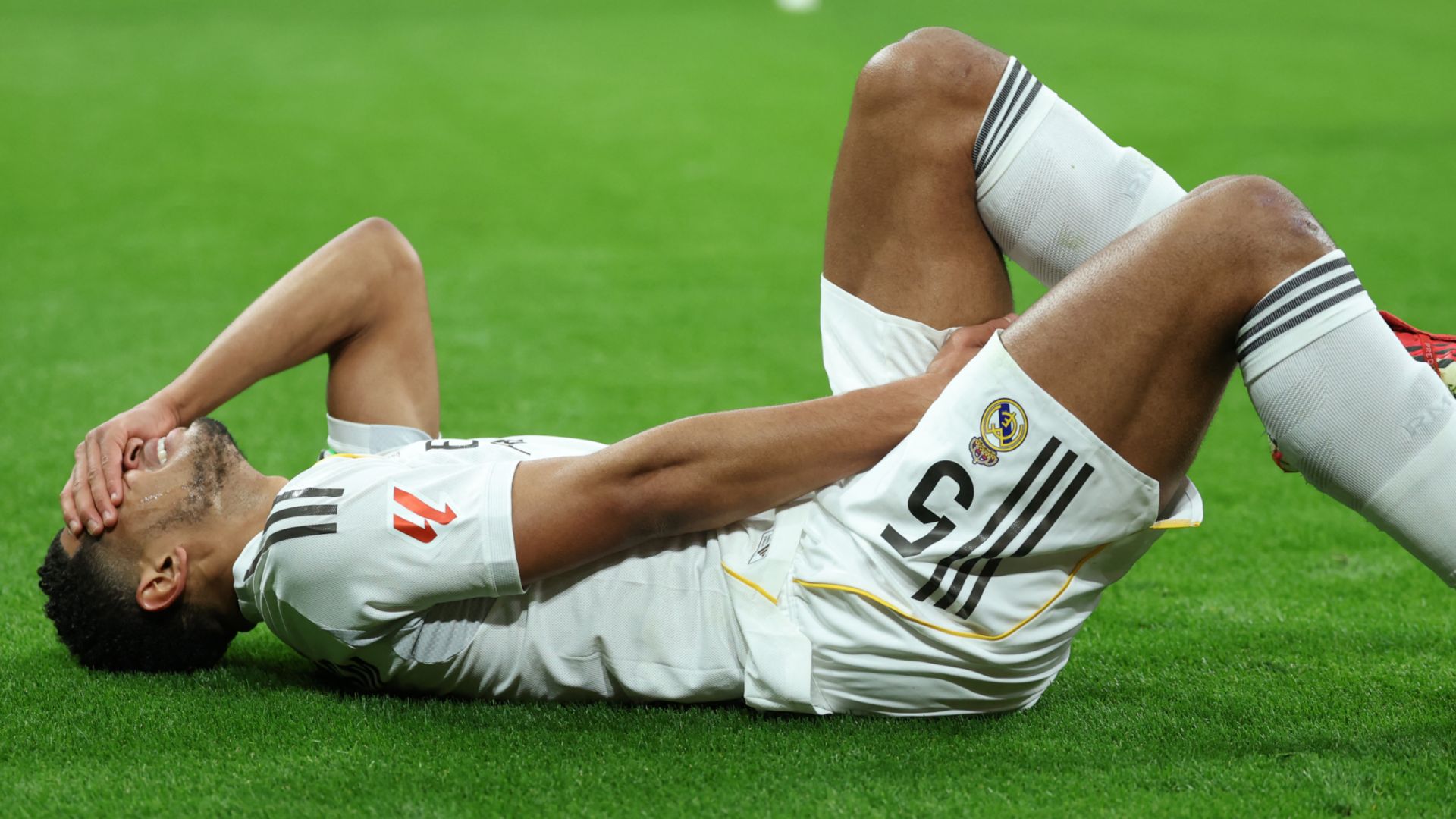 Jude Bellingham Real Madrid injury 2025-26