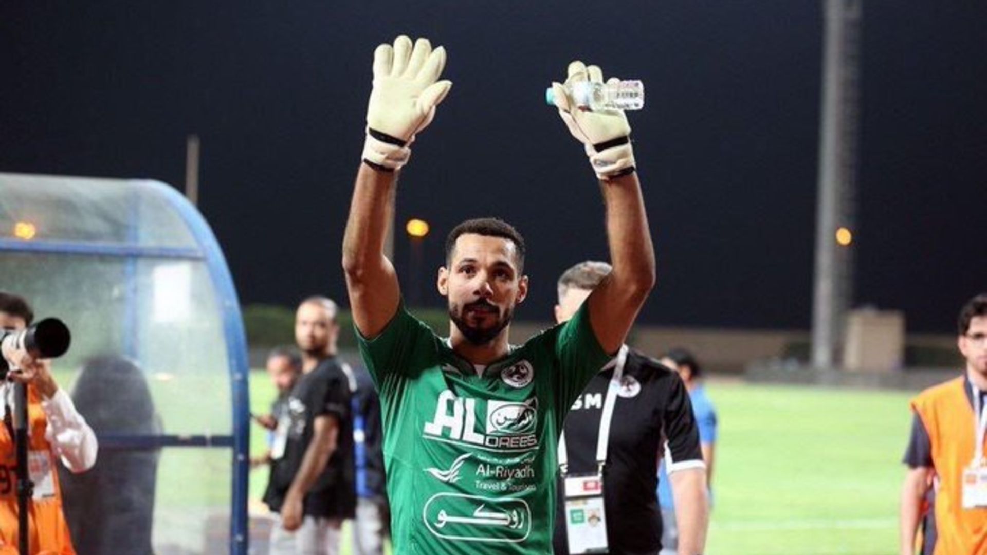 مصطفى ملائكة