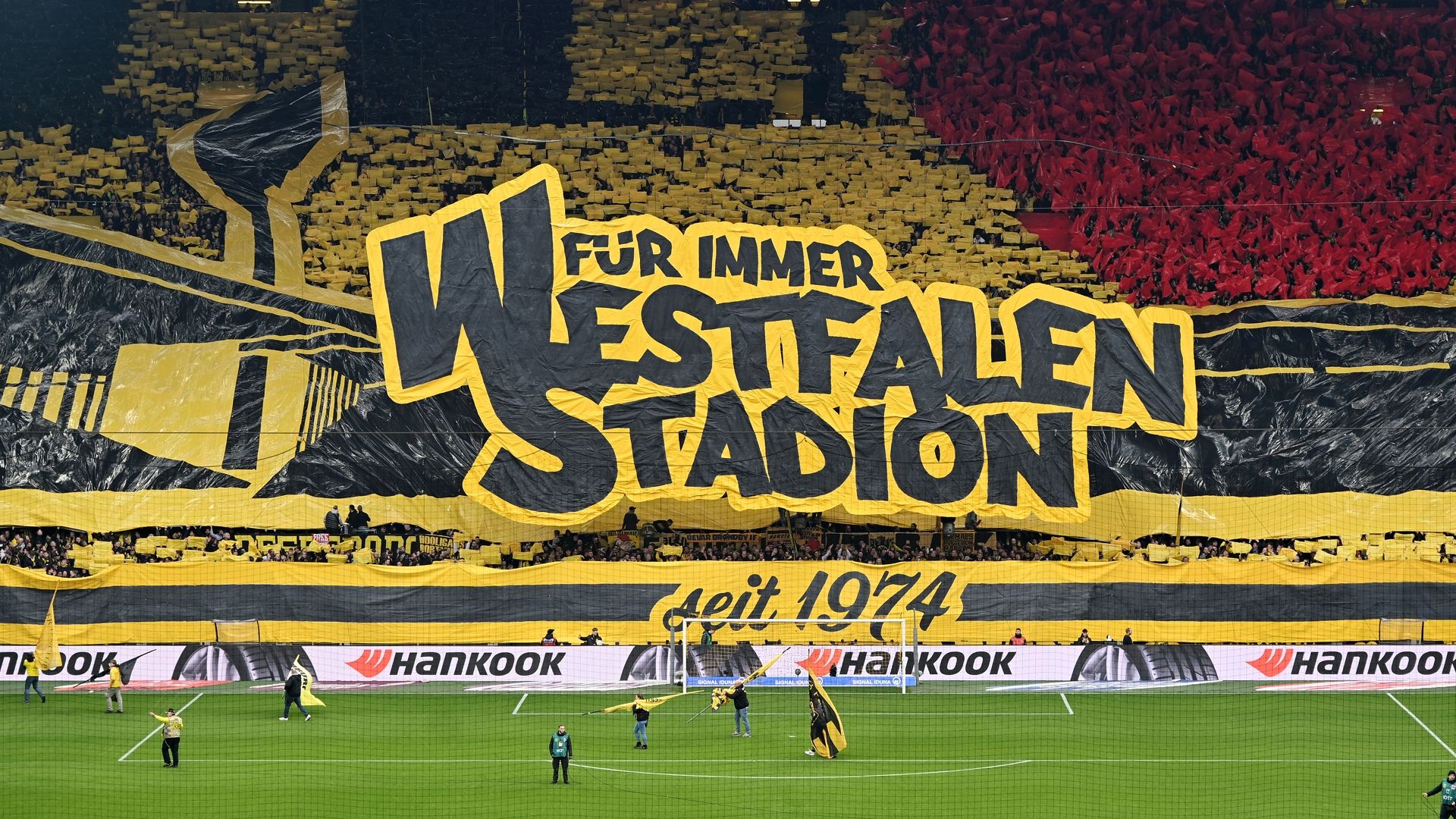 Signa Iduna Park View BVB Fans Choreo