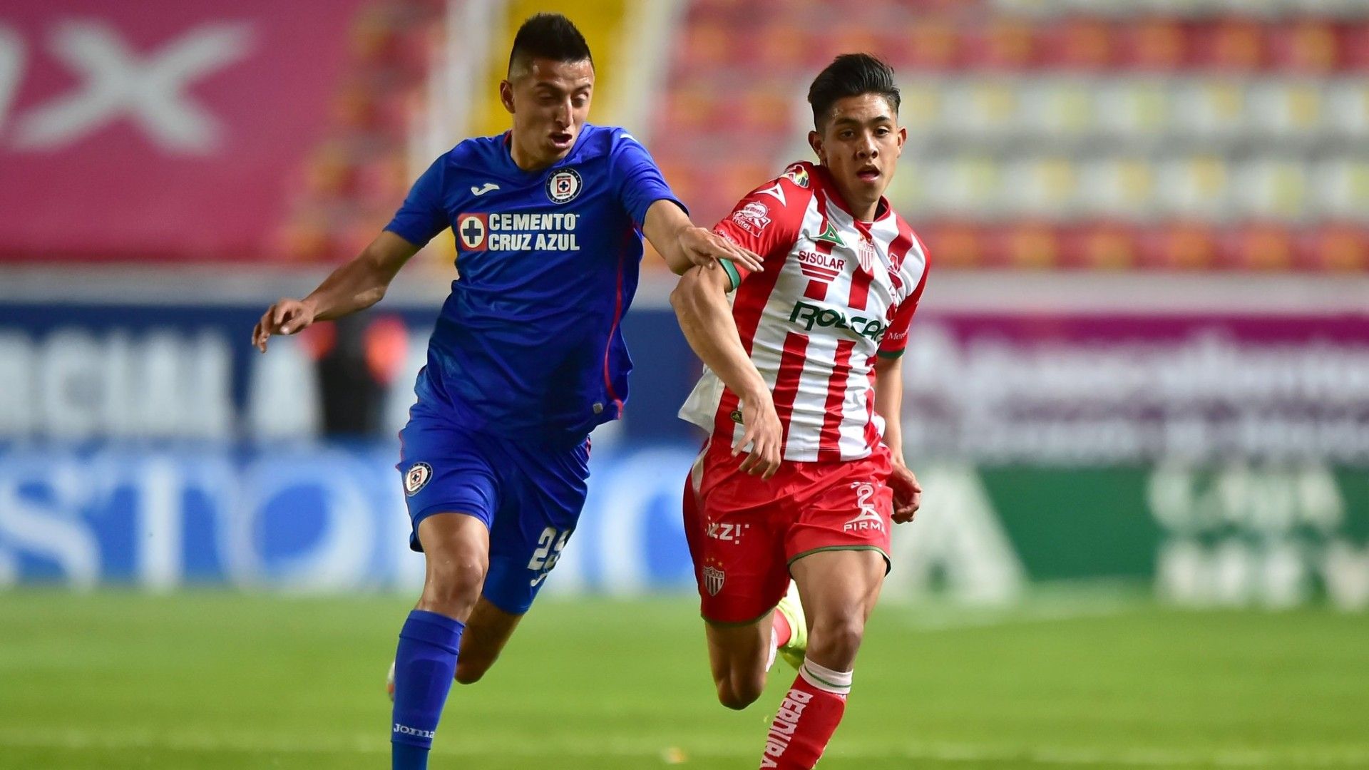 Roberto Alvarado Idekel Domínguez Necaxa vs Cruz Azul Guardianes 2021