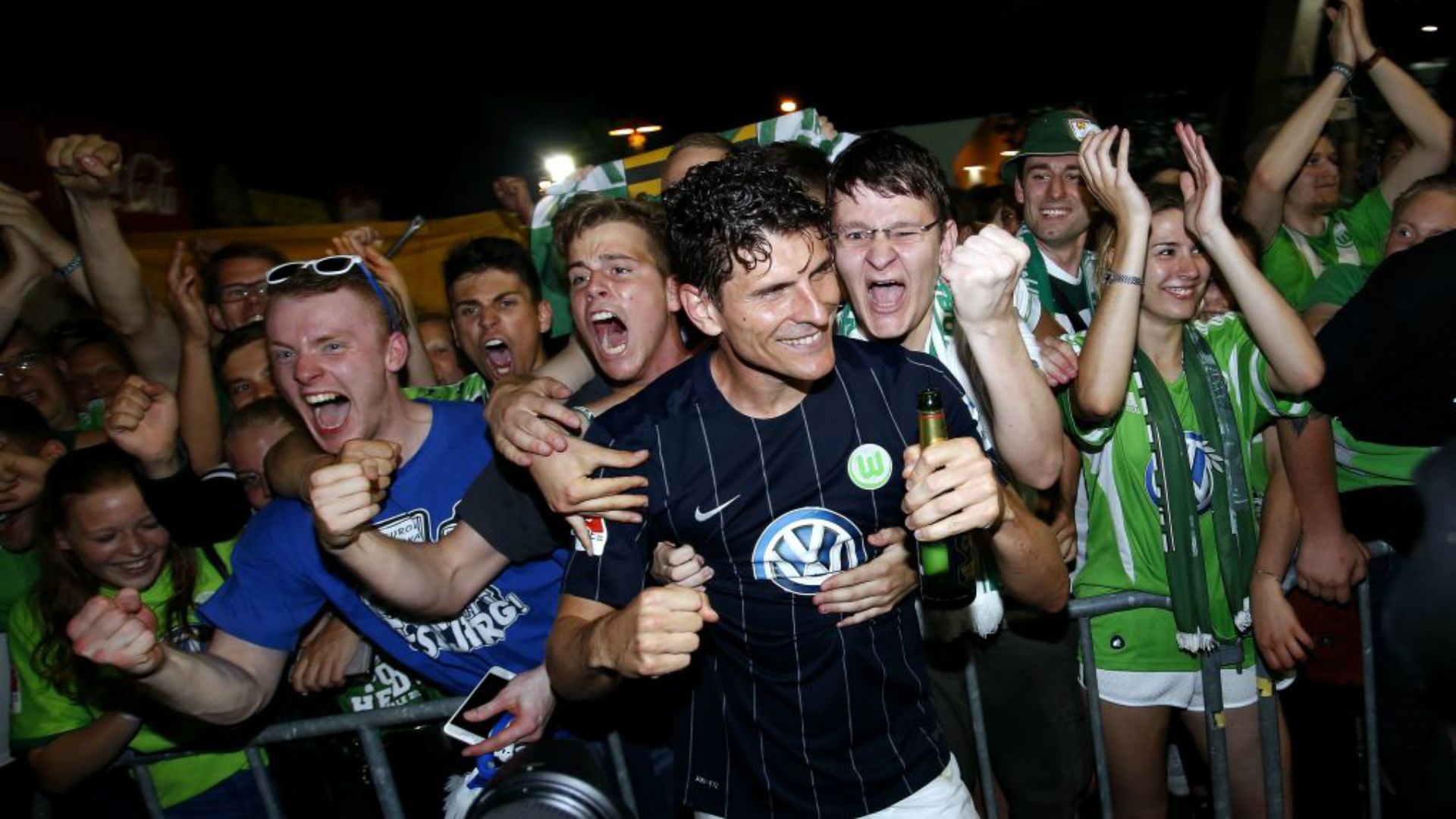 Mario Gomez Wolfsburg celebration