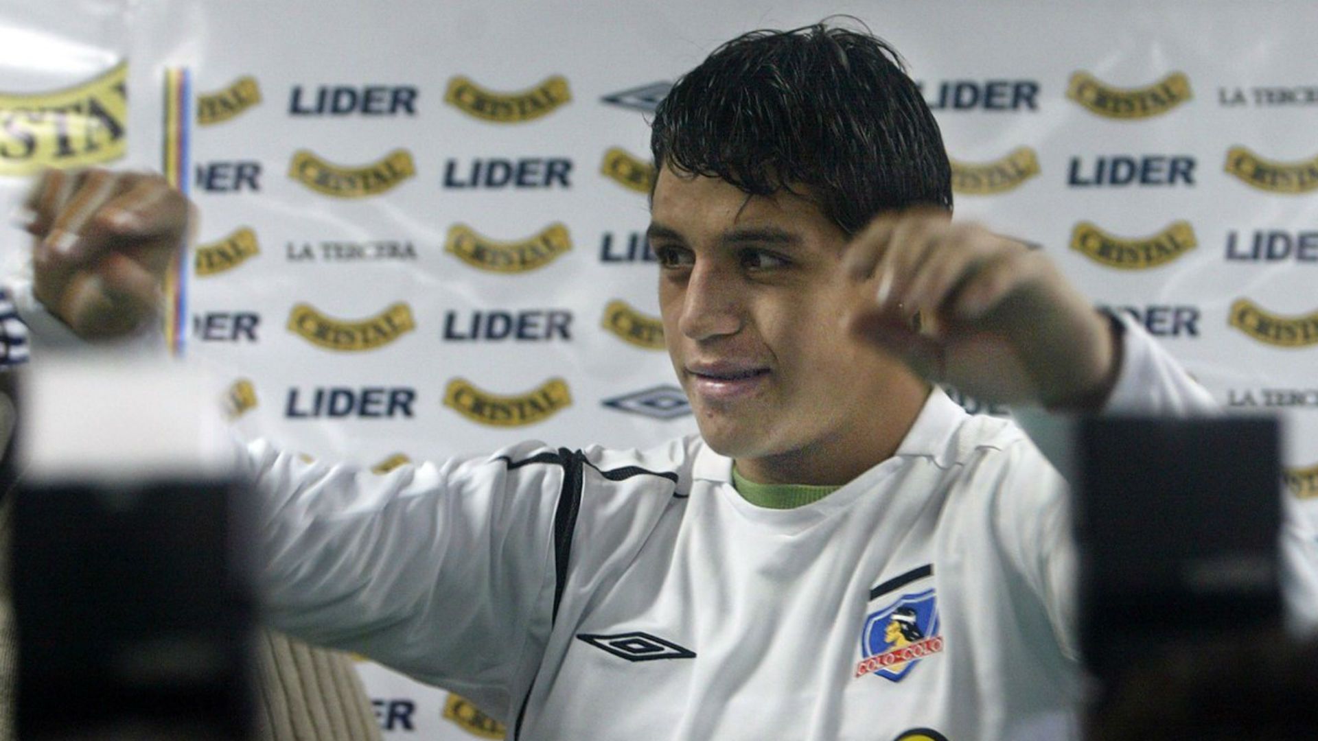 Alexis Sánchez, presentación en Colo Colo 11072006