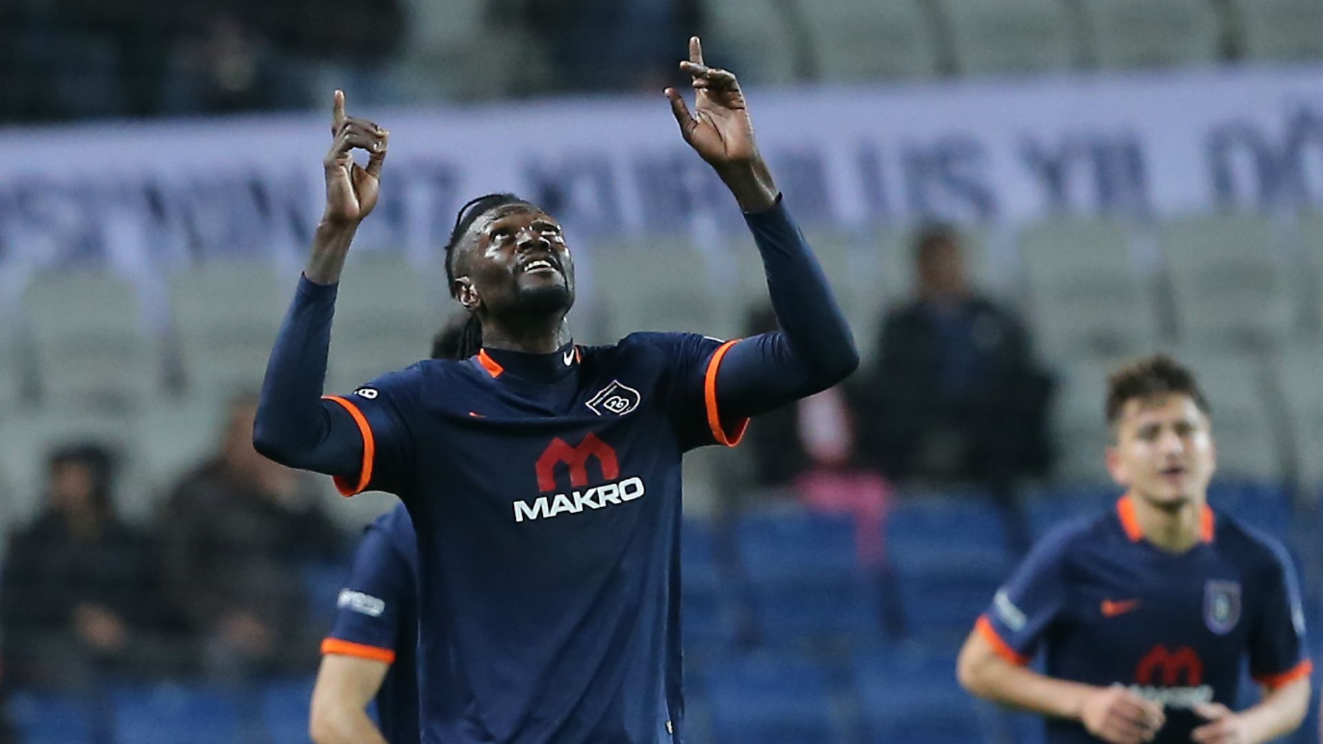 Emmanuel Adebayor Basaksehir Galatasaray STSL 04102017