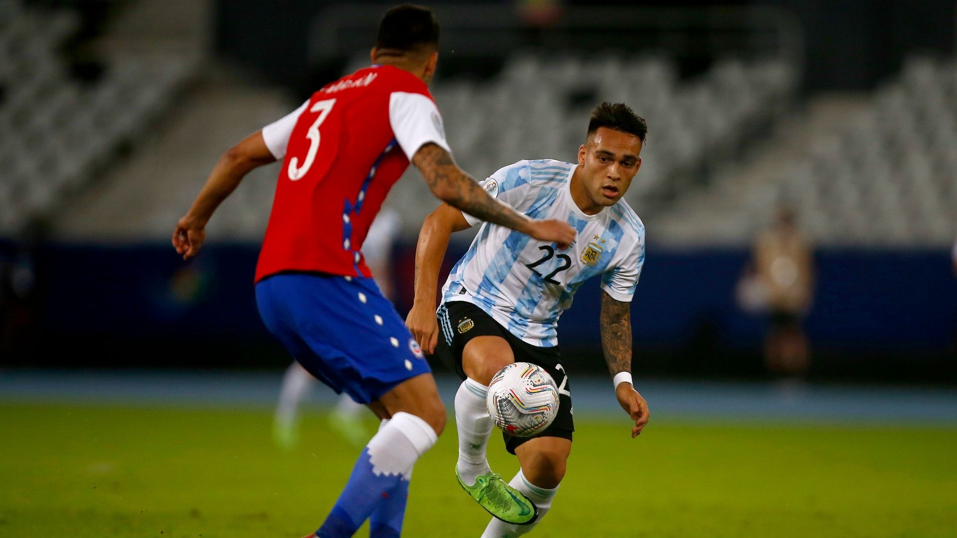 Guillermo Maripán - Lautaro Martínez Chile Argentina
