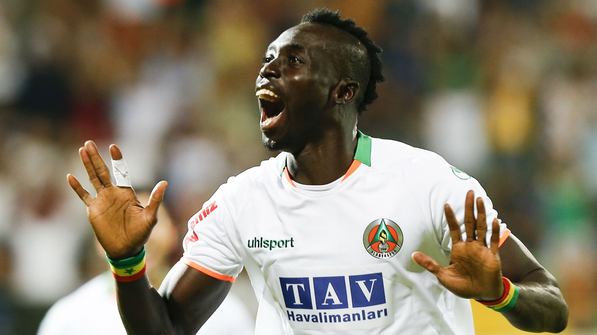 Papiss Cisse Alanyaspor v Fenerbahce Goal Celebration