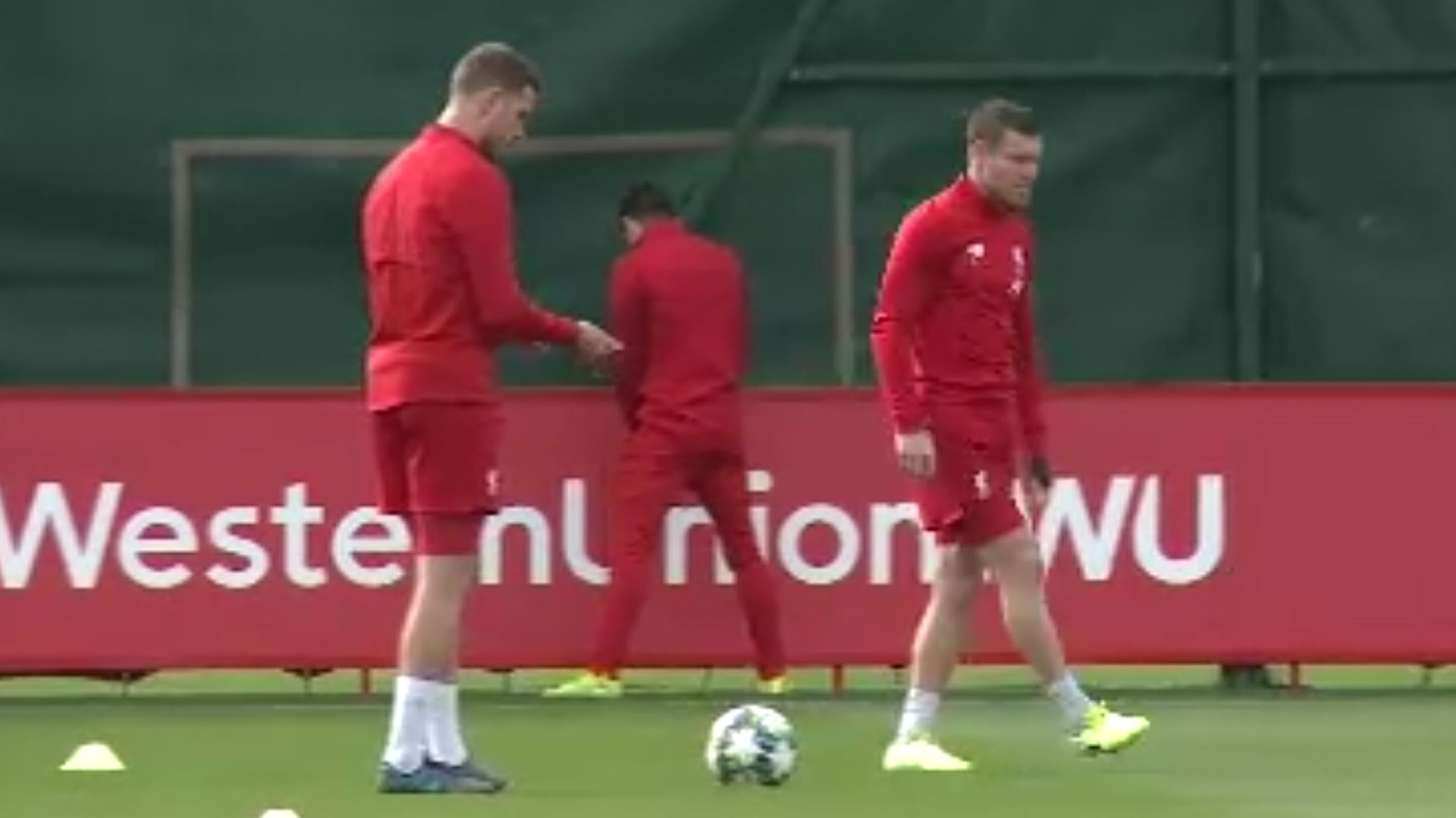 Adam Lallana FC Liverpool Training
