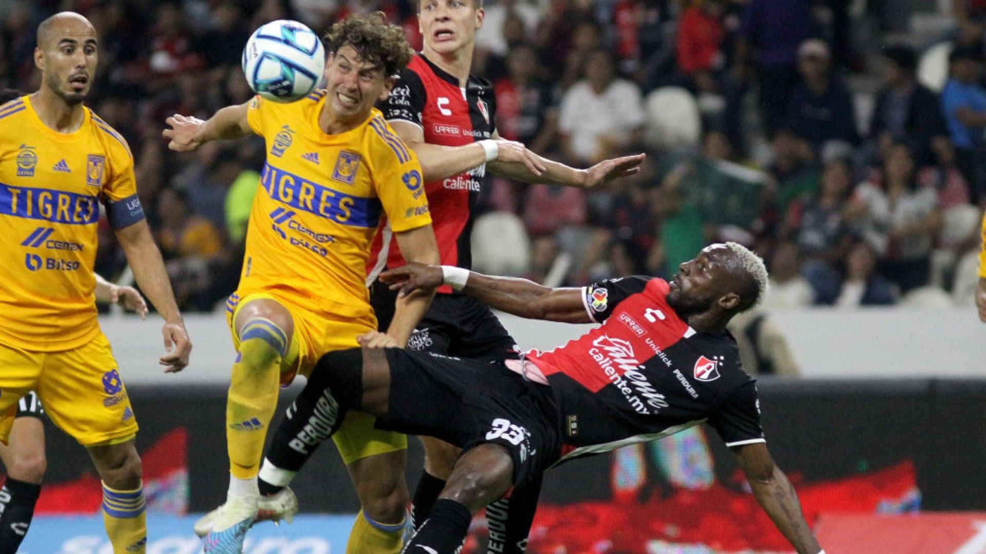 Igor Lichnovsky Julián Quiñones Atlas Tigres Clausura 2023