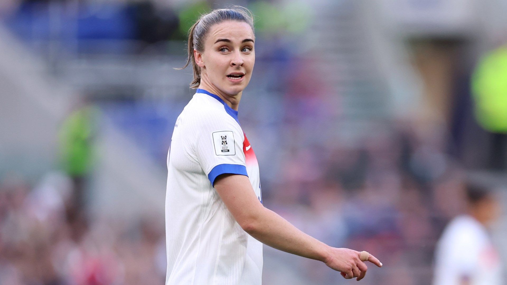 Niamh Charles England Women 2026