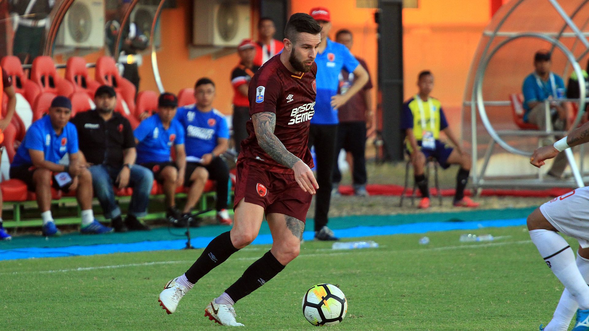 Aaron Evans - PSM Makassar